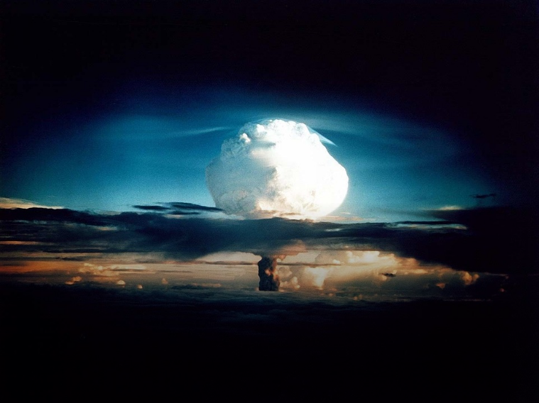 Война шестого поколения: США признали что неготовы к новым российским ядерным ЭМИ бомбам
