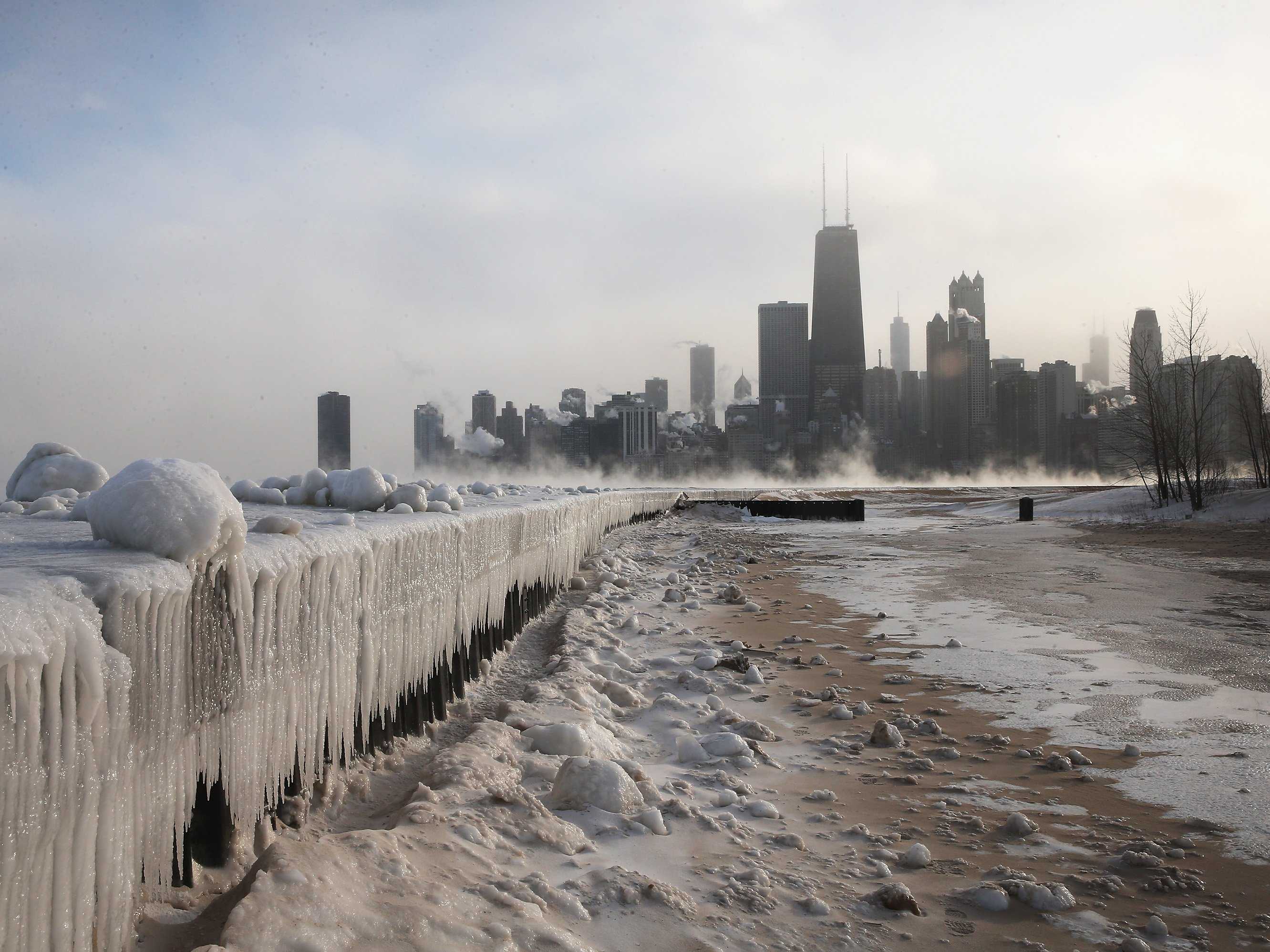Чикаго замерз настолько, что начались землетрясения
