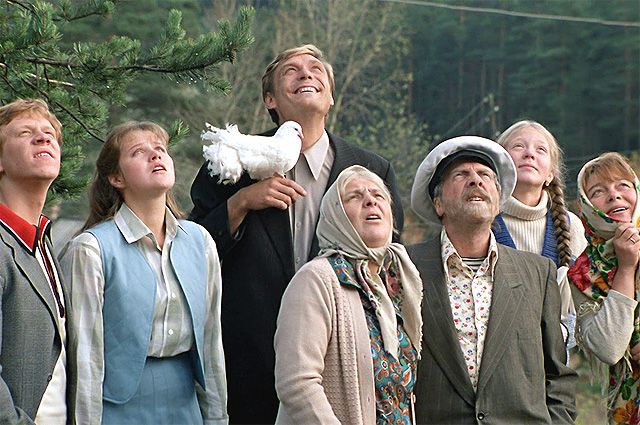 Любовь и голуби (комедия 1984 г.)