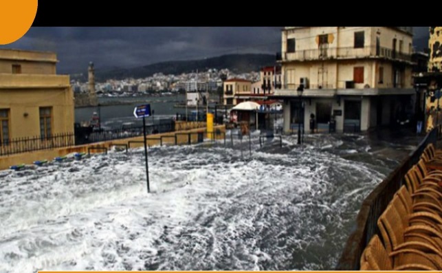 Остров Крит затоплен, объявлено чрезвычайное положение