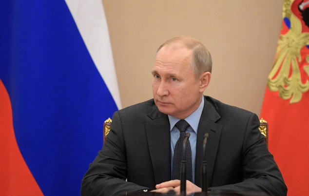 Путин подписал закон о запрете размещения хостелов в жилых помещениях