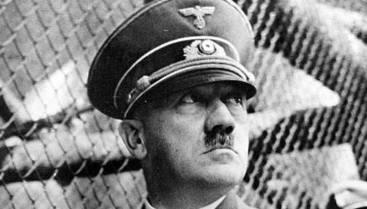 Гитлер бежал в Аргентину без челюсти? Российский историк ответил ФБР