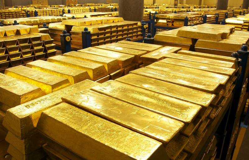 Тучи сгущаются над «Форт-Ноксом»: мир вывозит золото из США