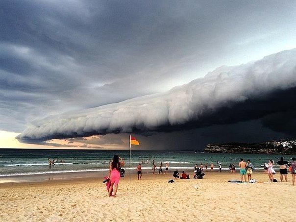 Небесное цунами над Сиднеем.