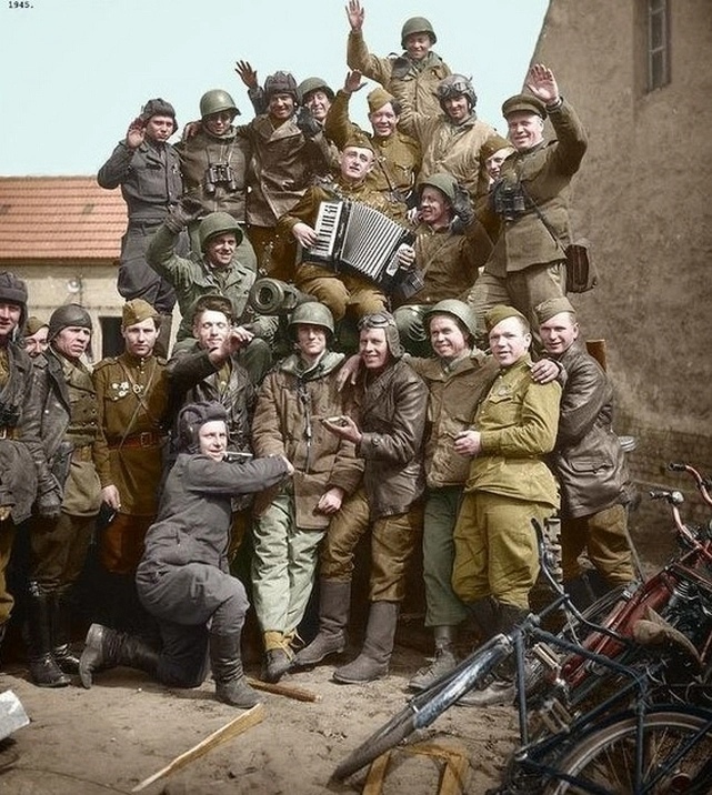 Цветная фотография героев Великой Отечественной войны!