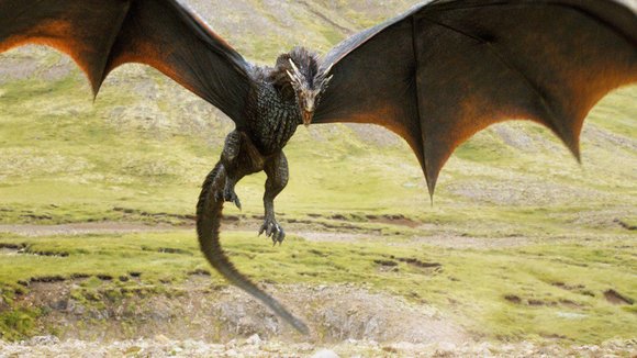 Актер из "Игры престолов" намекнул на появление нового дракона