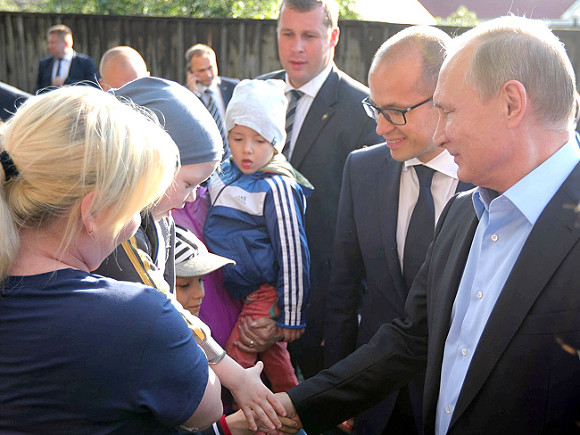 Путин потратил 1,37 млн рублей на путевку в Сочи для жительницы Ижевска
