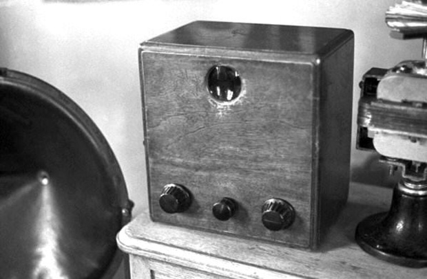 Как первый советский телевизор внёс лепту в развитие телетехники