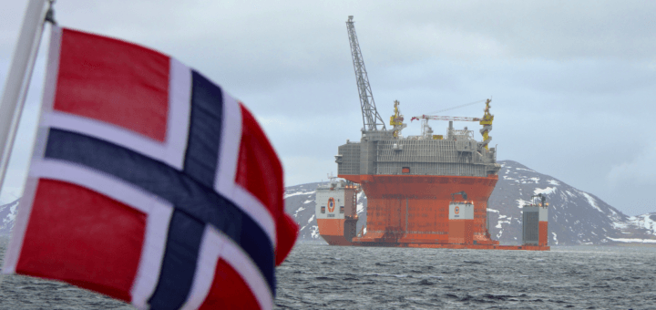 Норвегия отказывается от нефтедобычи