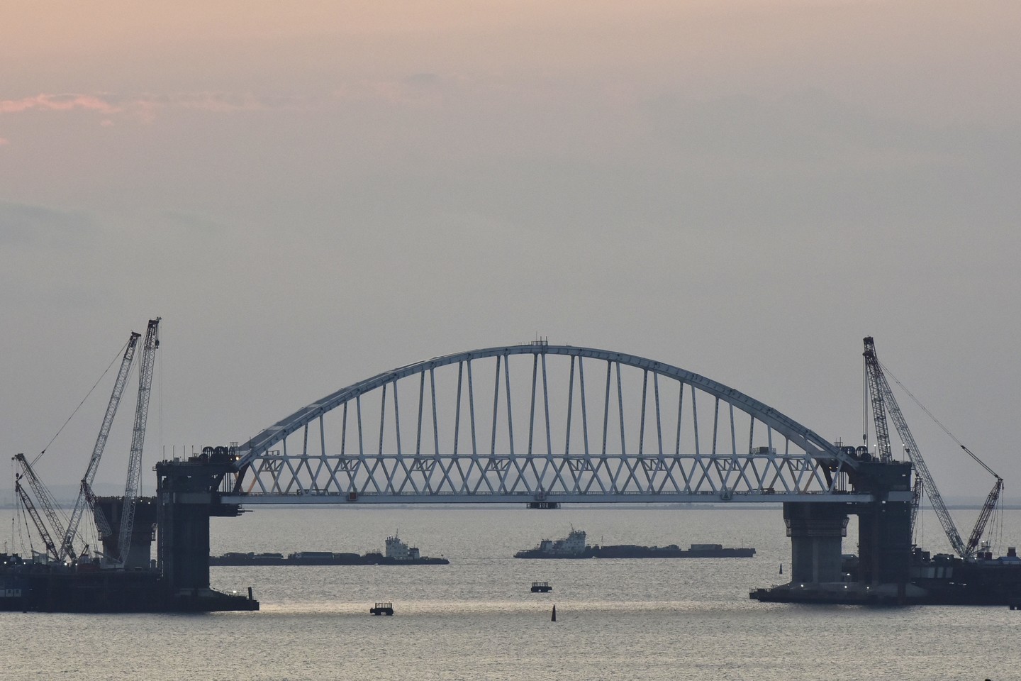 Украина решила углубить Азовское море