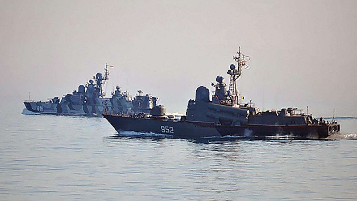 Военные учения РФ в Черном море показывают НАТО, кто в регионе хозяин