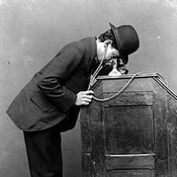 31 Августа Томас Эдисон запатентовал кинетоскоп