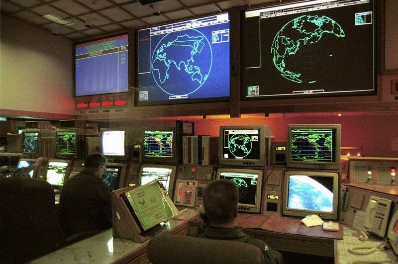 США отказались от внедрения элементов ИИ в управление ядерным оружием