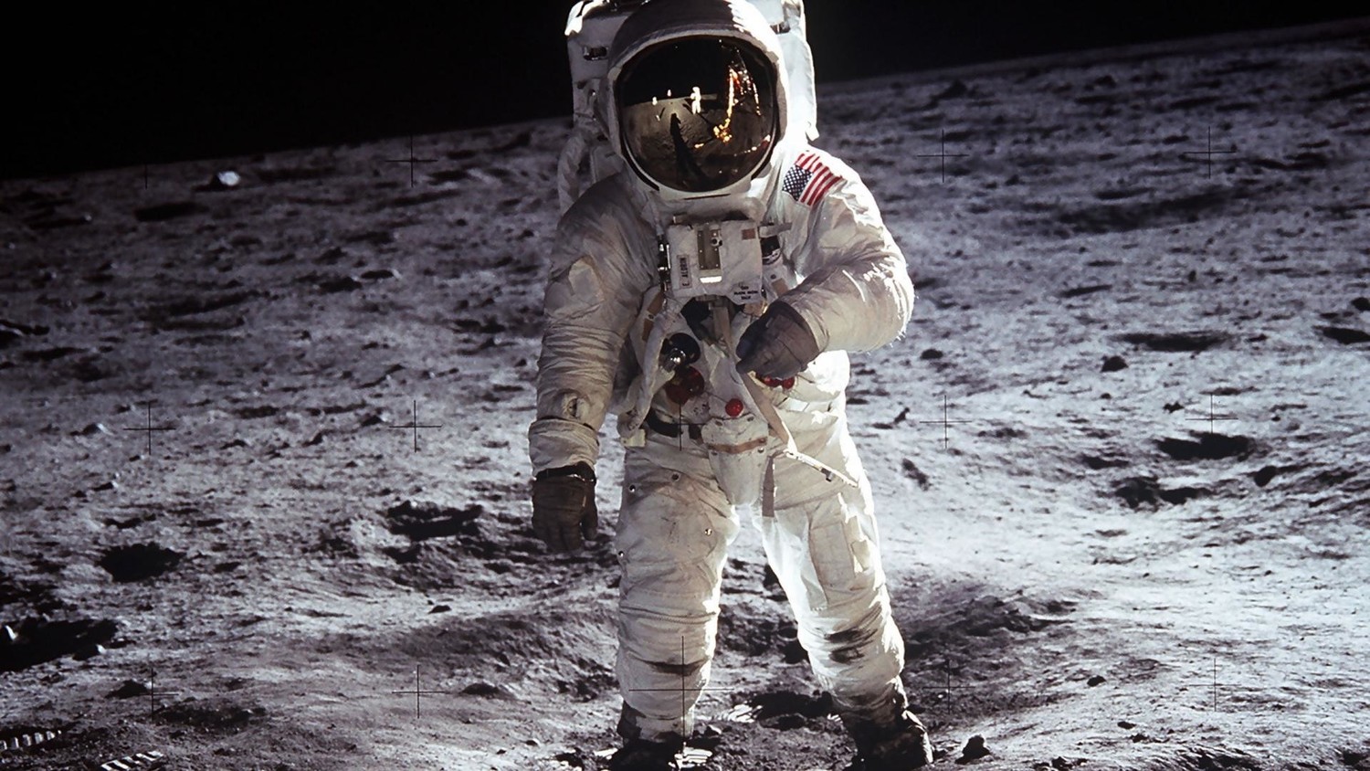 Астронавты «Аполлона-11» видели на Луне странный объект