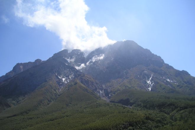 Вулкан Сацума-Иодзима в Японии извергся после 6-летнего молчания