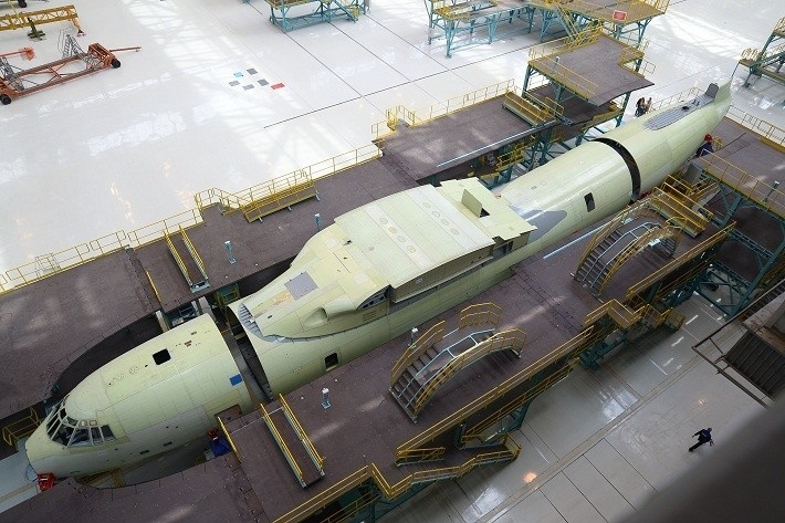 В «Авиастар-СП» запущена российская автоматизированная поточная линия сборки самолетов Ил-76МД-90А