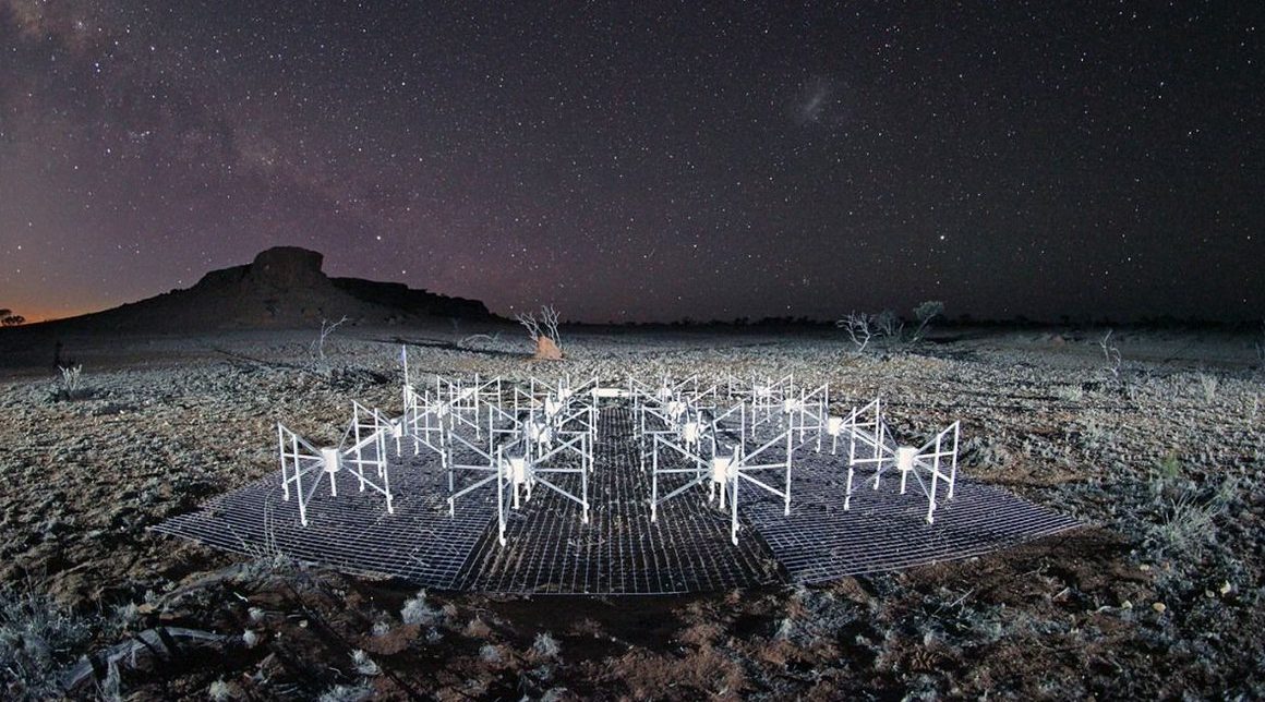 Астрономы на пороге обнаружения света от самых первых звезд во Вселенной