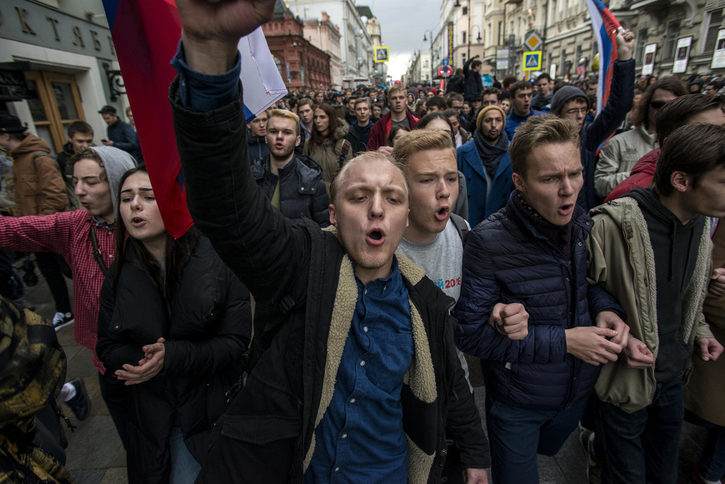 Протесты в России будут нарастать после Нового года – политолог