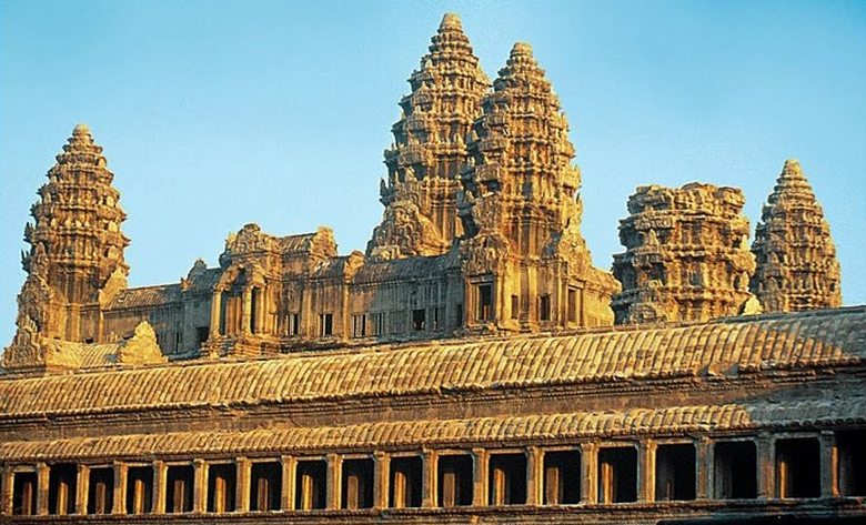 Исследователи считают, что храм «Ангкор Ват» в Камбодже построила технически развитая цивилизация